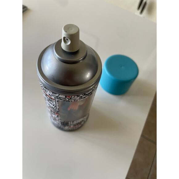 Subway Surfers "Jake" action figure toy w/spray paint can display Urban Art toy - Picture 3 of 3